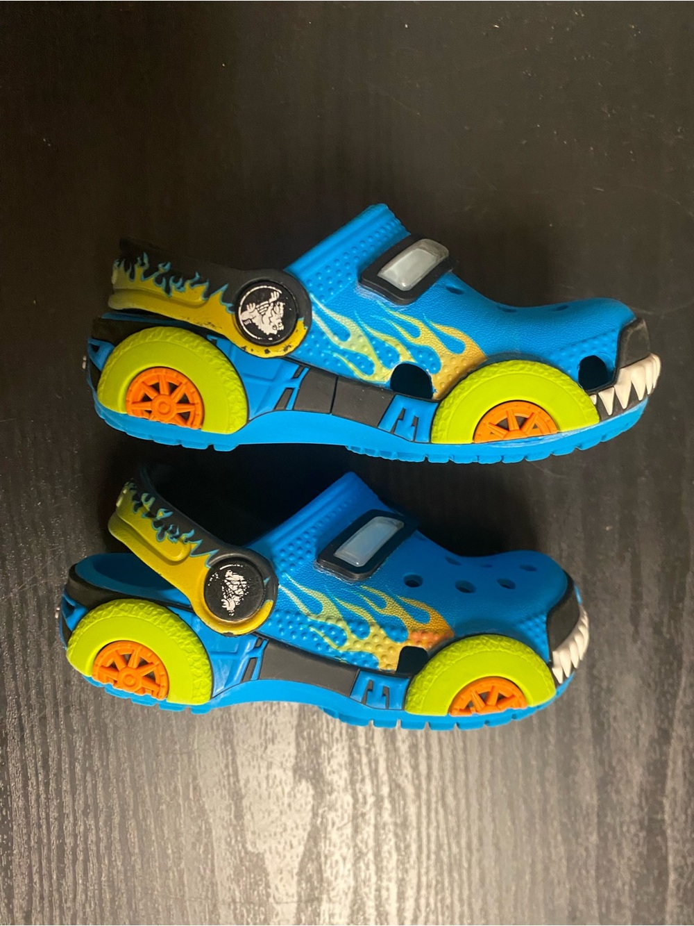 Toddler Crocs - Size 7C - Picture 3 of 8